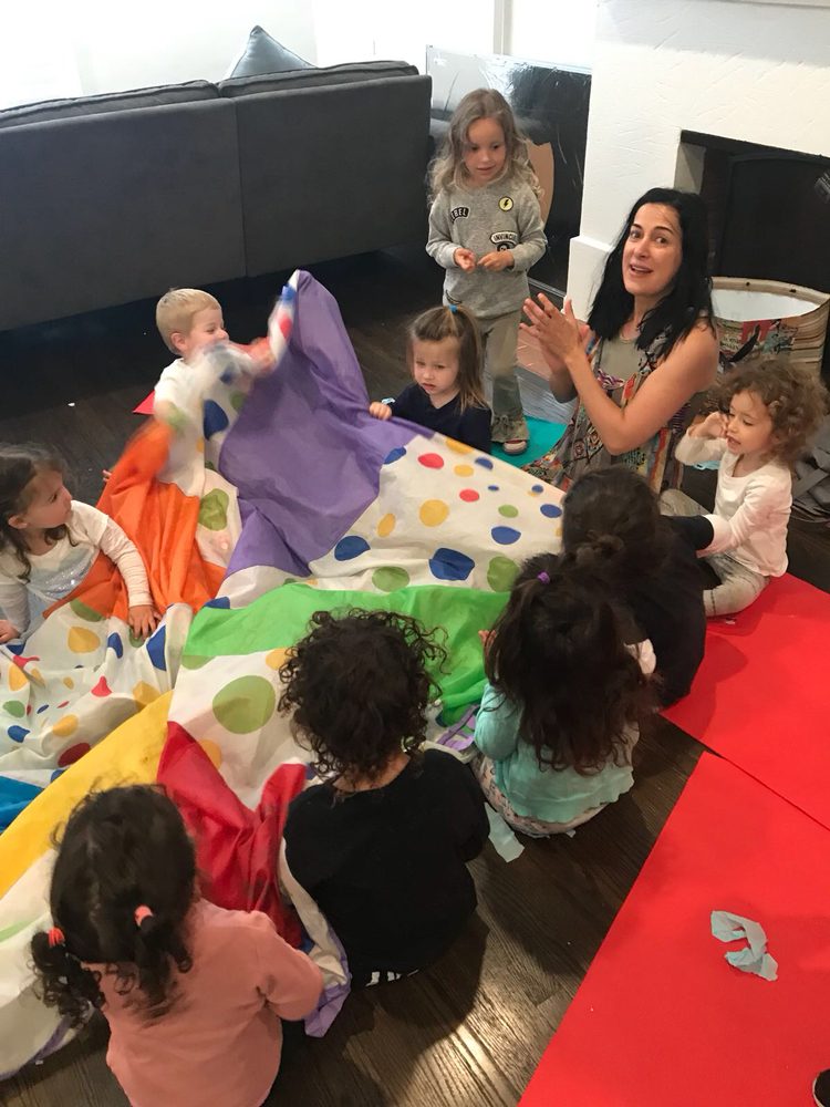 YAYA YOGA - It's a kids yoga adventure! Logo