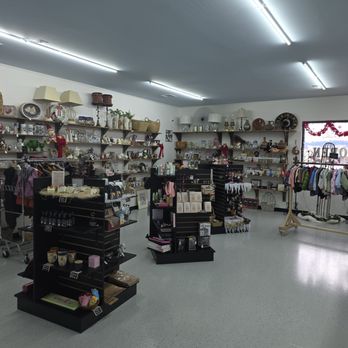 Peso's Treasure Trove - Thrift Stores Near Me - Prescott Valley, Arizona Peso's Treasure Trove - Thrift Stores Near Me - Prescott Valley, Arizona