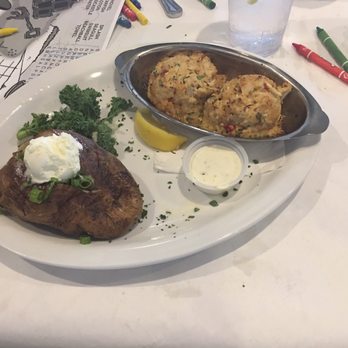 Harborside - Crab cakes - Seafood Near Me - Winter Haven, Florida