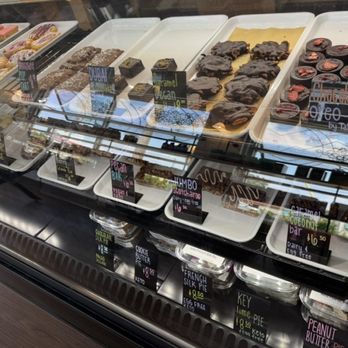 Paleo Mama Bakery - Fresh treats - Desserts Near Me - Madison, Wisconsin Paleo Mama Bakery - Fresh treats - Desserts Near Me - Madison, Wisconsin
