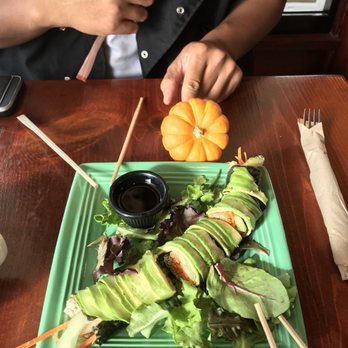 The Grain Cafe - Dragon roll - Vegan Near Me - Long Beach, California