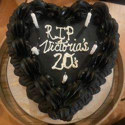Unique Sweets - Black heart cake