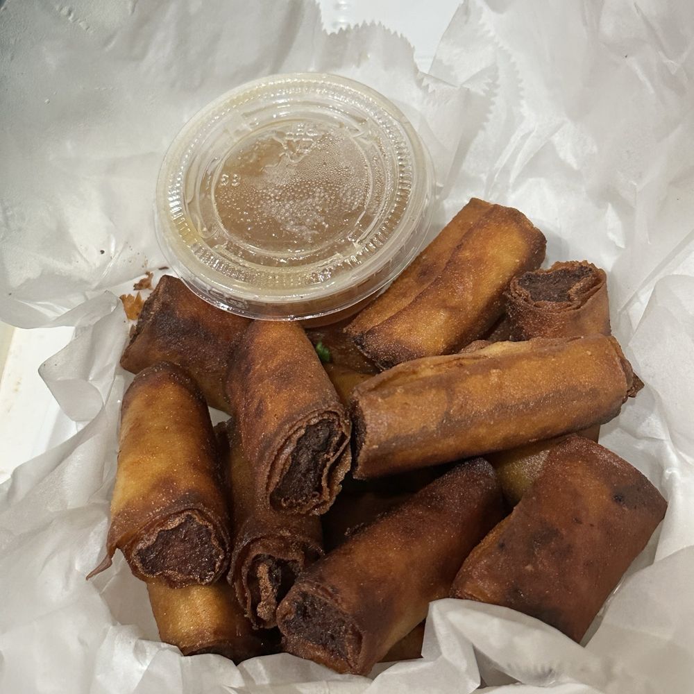 Mo Nina's Filipino Restaurant - BURNT Lumpia!!! - Mexican Near Me - Northridge, California Mo Nina's Filipino Restaurant - BURNT Lumpia!!! - Mexican Near Me - Northridge, California