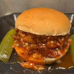BBQ Express - Chopped Chicken Sandwich