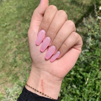 Nail Essence Salon & Spa - Nail Salons Near Me - Morton Grove, Illinois