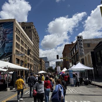 Fiesta Broadway - Festivals Near Me - Los Angeles, California Fiesta Broadway - Festivals Near Me - Los Angeles, California