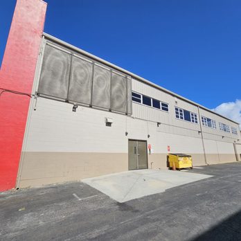 StorQuest Self Storage - Locked Entrance is on the side of the building... need a code for access - Self Storage Near Me - Honolulu, Hawaii
