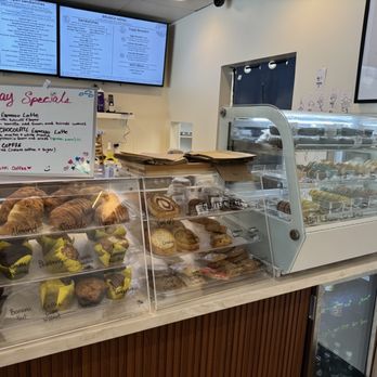 Cuppi Coffee - Coffee & Tea Near Me - Lake Ridge, Virginia Cuppi Coffee - Coffee & Tea Near Me - Lake Ridge, Virginia