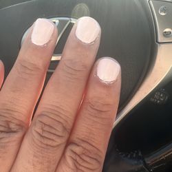 A professional painted these nails LOL