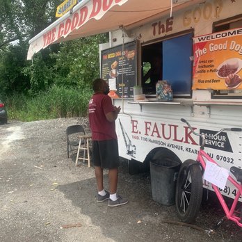 The Good Dog - Customer's ordering food - Hot Dogs Near Me The Good Dog - Customer's ordering food - Hot Dogs Near Me