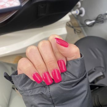 E’lan Nail Bar - Nail Salons Near Me - Berkeley, California