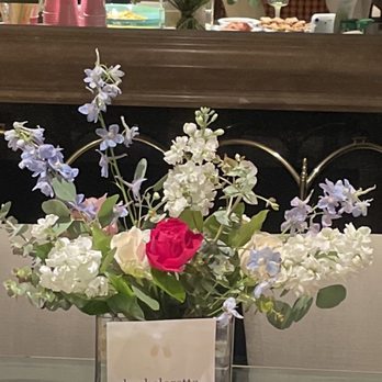 Julia Testa - This is what I received - Florists Near Me - Brooklyn, New York