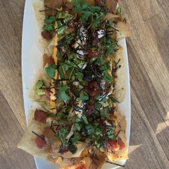 Yard House - Poke Nachos - New American Near Me - Bakersfield, California