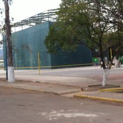 Unidad Deportiva Luis I. Rodríguez - Canchas de frontón!