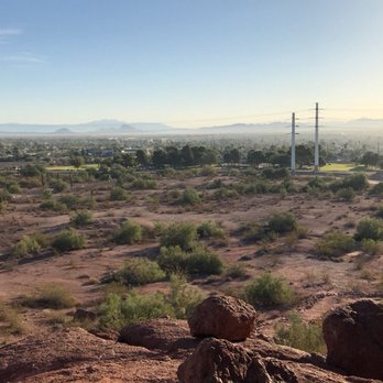 Hole-in-the-Rock - Hiking Near Me - Phoenix, Arizona