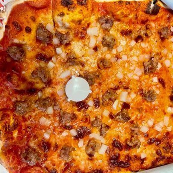 Maria's Pizza - large sausage onion pizza - Pizza Near Me - Milwaukee, Wisconsin
