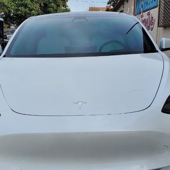 Edgeless Auto Tint Specialist - Model 3 LR full ceramic tint - Car Window Tinting Near Me - South Gate, California Edgeless Auto Tint Specialist - Model 3 LR full ceramic tint - Car Window Tinting Near Me - South Gate, California