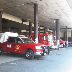 Estación de Bomberos Cuauhtémoc - Vehículos listos para la emergencia