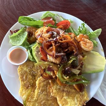 Bungalu - Stuffed avocado with shrimp - Puerto Rican Near Me - Rio Grande, Puerto Rico