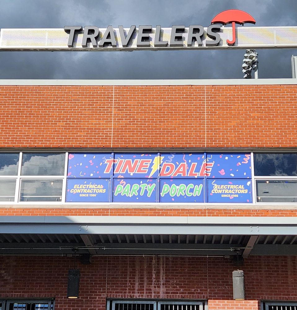 Tine Dale Party Porch - wedding in Hartford, CT