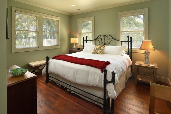Bay Breeze Inn by null