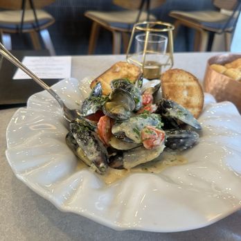 Five Corners Ristorante - Italian Near Me - Newark, New Jersey