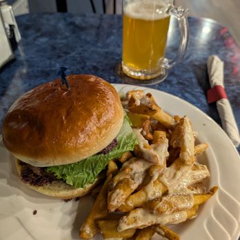 Silver Peak Bar and Grill - Lamb burger with garlic fries - Bars Near Me - Winnemucca, Nevada Silver Peak Bar and Grill - Lamb burger with garlic fries - Bars Near Me - Winnemucca, Nevada