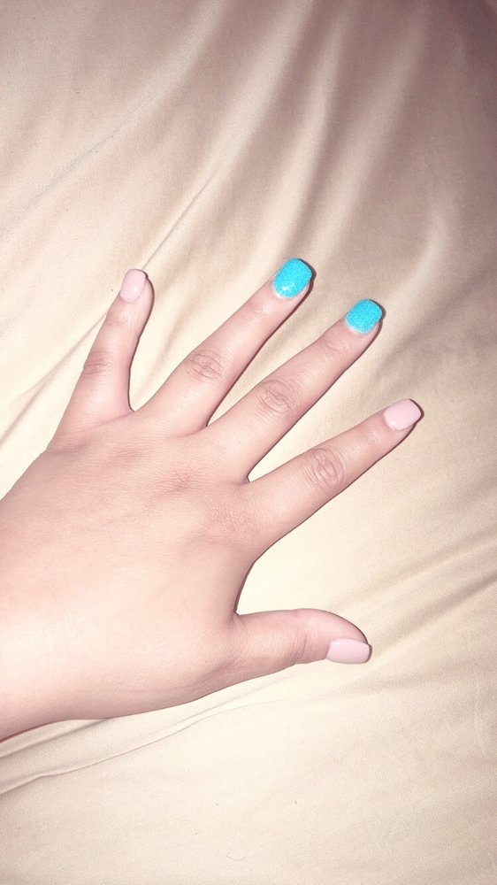 US NAILS II Updated May 2024 34 Photos & 15 Reviews 5064 Hardy St