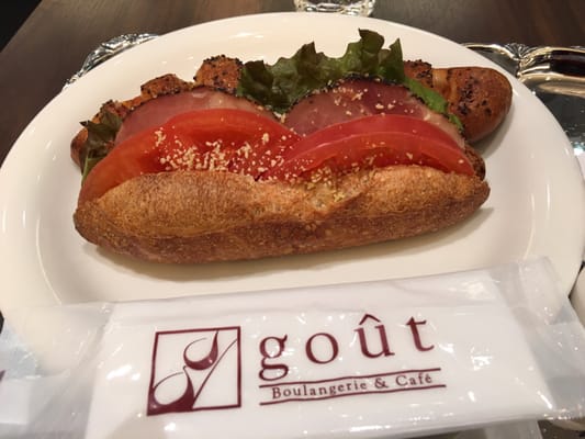 Boulangerie & Cafe Gout by null