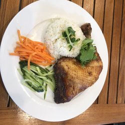 Little Hanoi - Crispy chicken rice