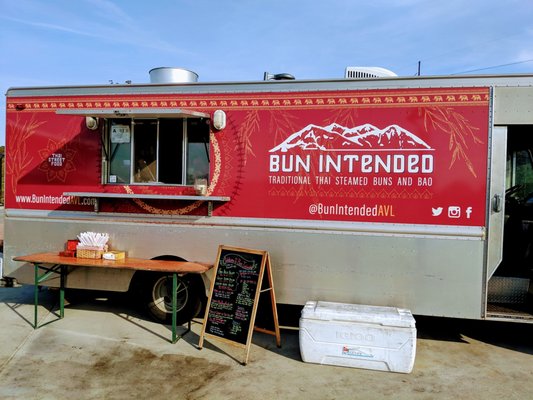 Bun Intended - SW Food Hall by null