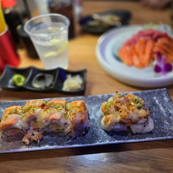 Sushi Damu - Salmon roll, crawfish roll, bluefin tuna and salmon - Sushi Bars Near Me - Tustin, California Sushi Damu - Salmon roll, crawfish roll, bluefin tuna and salmon - Sushi Bars Near Me - Tustin, California