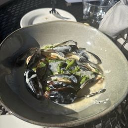 Pub Mussels