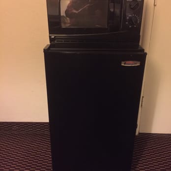 Town House Motel - microwave and mini fridge. - Hotels Near Me - Eureka, California