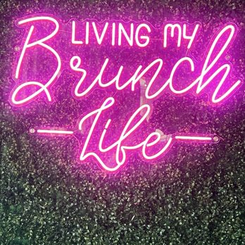 Madres Brunch - Sign - Breakfast & Brunch Near Me - Corona, California