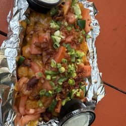 Arsenal Taproom + Kitchen - Loaded Tots