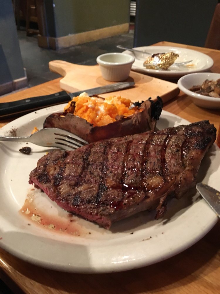 CATTLE BARON 31 Photos & 75 Reviews Seafood 418 W Wadley Ave