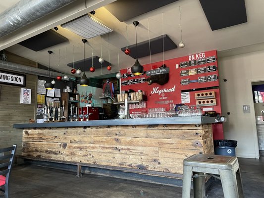 Hogshead Brewery by null