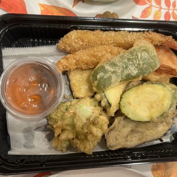 Yoshi Sushi - Tempura mix - Japanese Near Me - Milpitas, California Yoshi Sushi - Tempura mix - Japanese Near Me - Milpitas, California