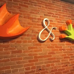 Goose & Frog Tavern - Inside