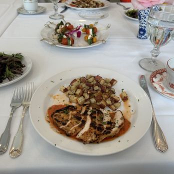 Swan Coach House - Lunch - New American Near Me - Atlanta, Georgia