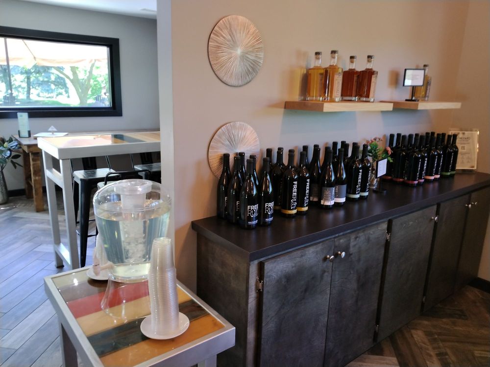 Social spots from Free Run Cellars