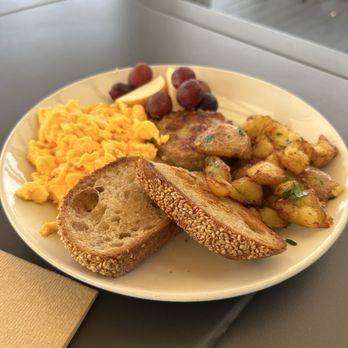 Native Fields - Kids breakfast platter - New American Near Me - Walnut, California Native Fields - Kids breakfast platter - New American Near Me - Walnut, California