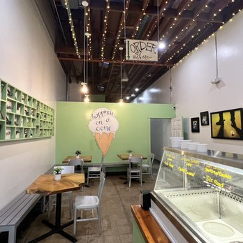 Hammond's Gourmet Ice Cream - Towards the back - Ice Cream & Frozen Yogurt Near Me - San Diego, California Hammond's Gourmet Ice Cream - Towards the back - Ice Cream & Frozen Yogurt Near Me - San Diego, California