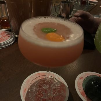 Sunny's Steakhouse - Guava cosmo - Cocktail Bars Near Me - Miami, Florida