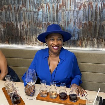 1010 Wine and Events - Wine flight was delicious - Wine Bars Near Me - Inglewood, California 1010 Wine and Events - Wine flight was delicious - Wine Bars Near Me - Inglewood, California