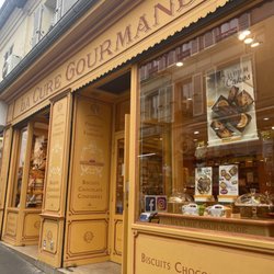 La Cure Gourmande - Front of the shoppe March 2023