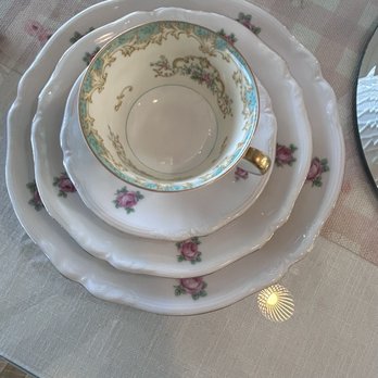 Le Petit Pastry & Tea - Tableware - Tea Rooms Near Me - Cape Coral, Florida Le Petit Pastry & Tea - Tableware - Tea Rooms Near Me - Cape Coral, Florida