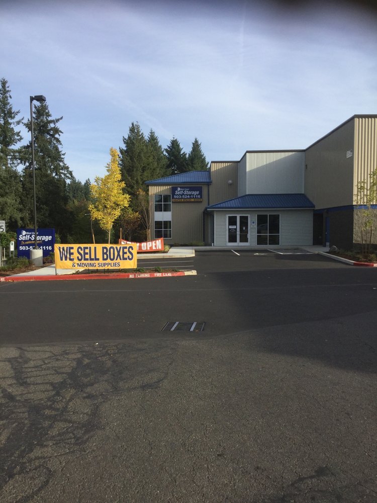 UHAUL NEIGHBORHOOD DEALER Updated July 2024 9540 SW 125th Ave, Beaverton, Oregon Truck