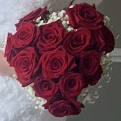 Violeta's Flower Shop - Flower bouquet for wedding